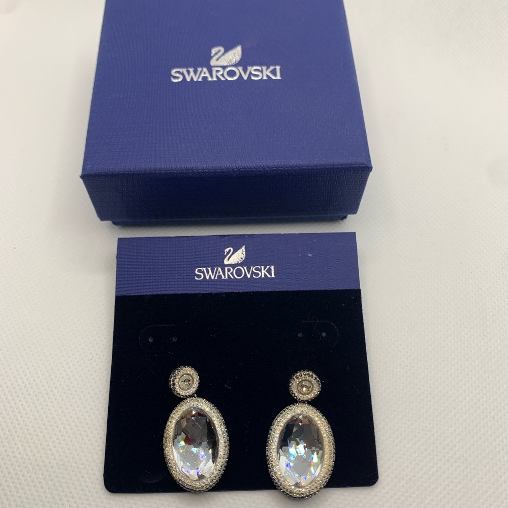 Swavoski Dangle Earrings